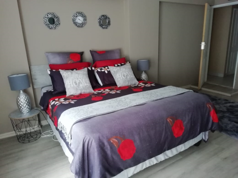 11 Bedroom Property for Sale in Rangeview Gauteng
