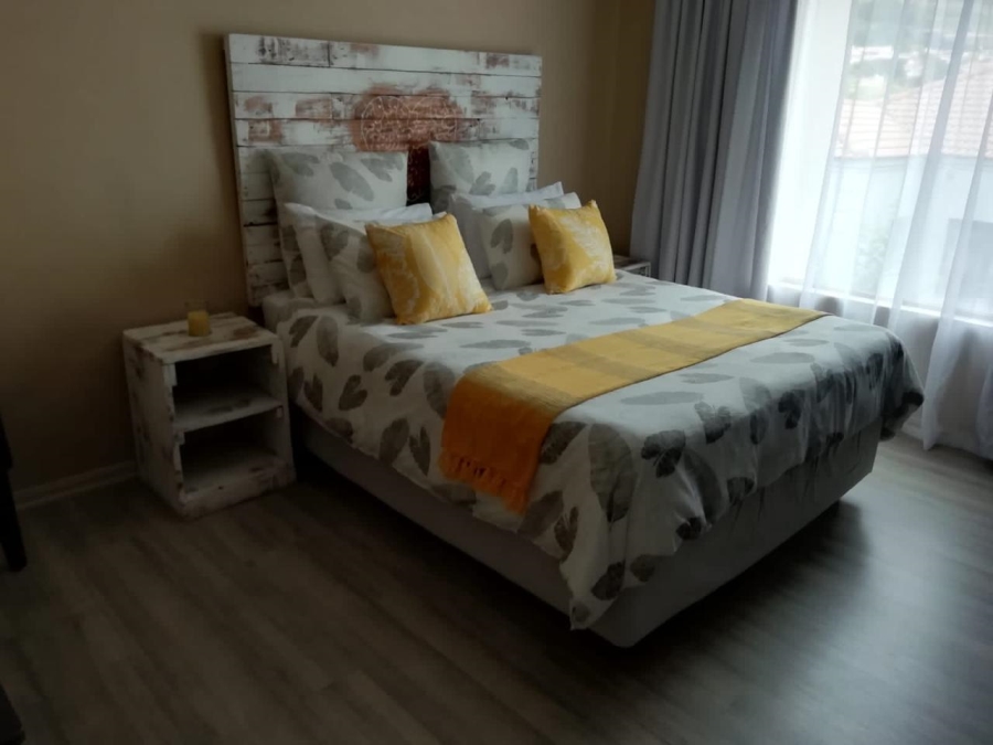11 Bedroom Property for Sale in Rangeview Gauteng