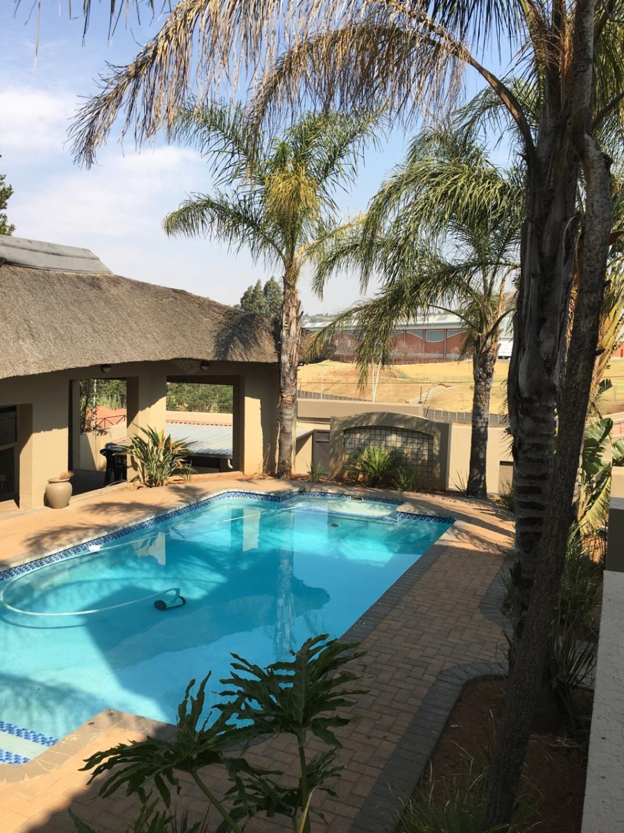 11 Bedroom Property for Sale in Rangeview Gauteng