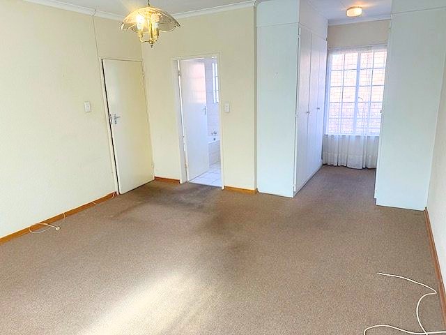 2 Bedroom Property for Sale in Wilro Park Gauteng