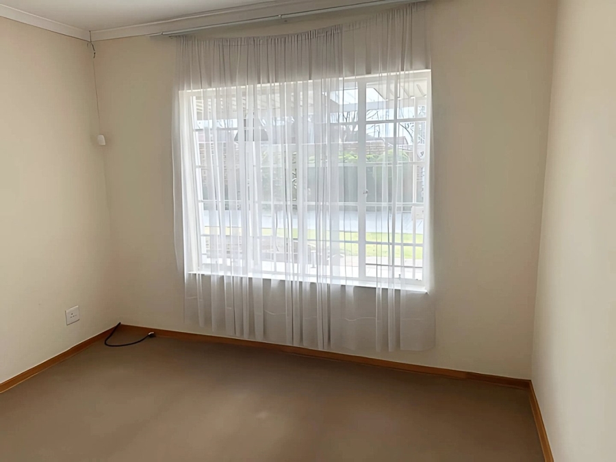 2 Bedroom Property for Sale in Wilro Park Gauteng