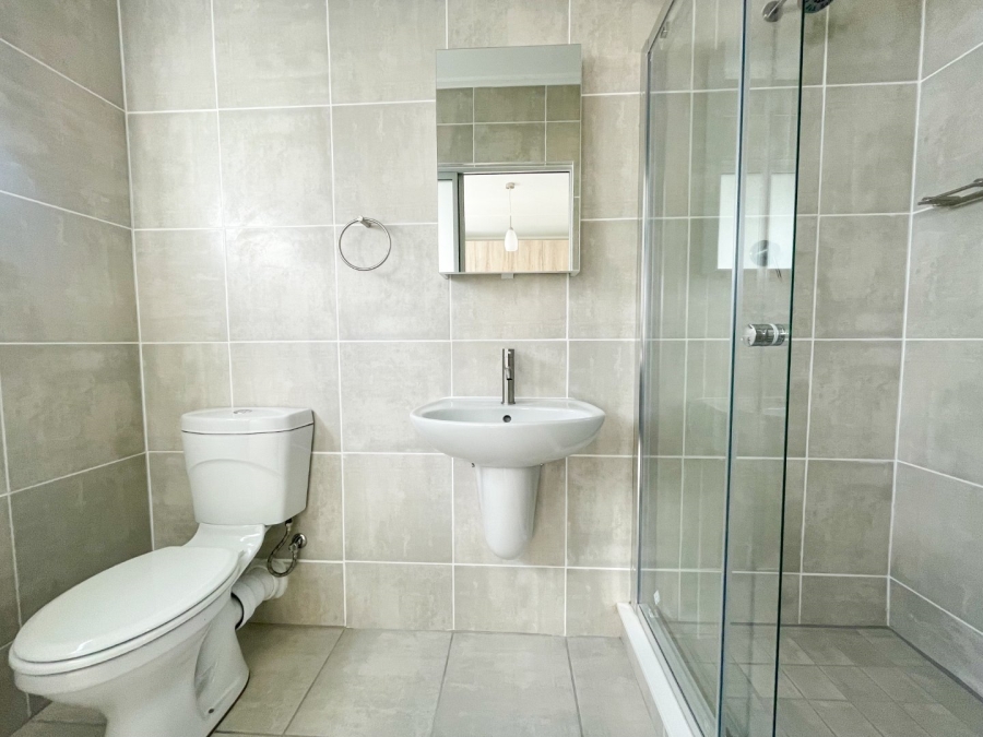To Let 1 Bedroom Property for Rent in Mooikloof Manor Gauteng