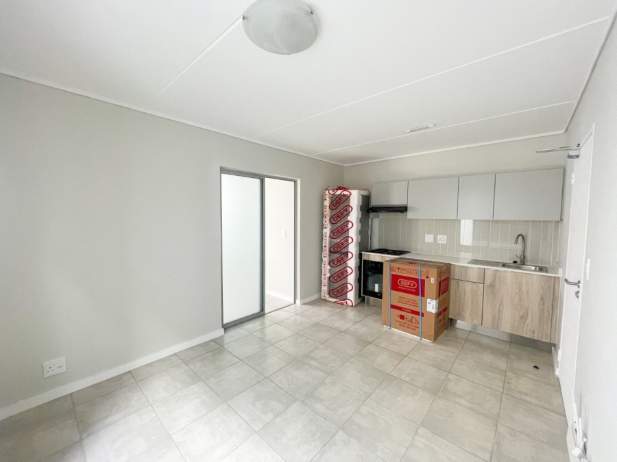 To Let 1 Bedroom Property for Rent in Mooikloof Manor Gauteng