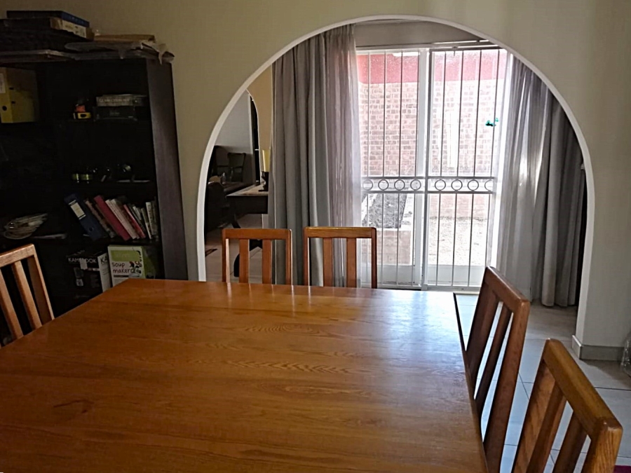 3 Bedroom Property for Sale in Eldoraigne Gauteng