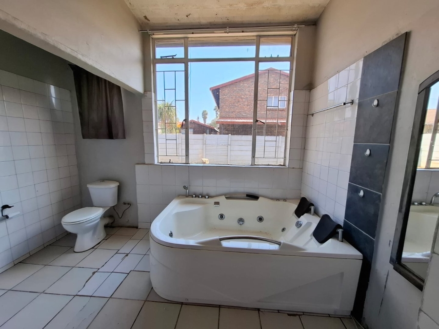 4 Bedroom Property for Sale in Daspoort Estate Gauteng