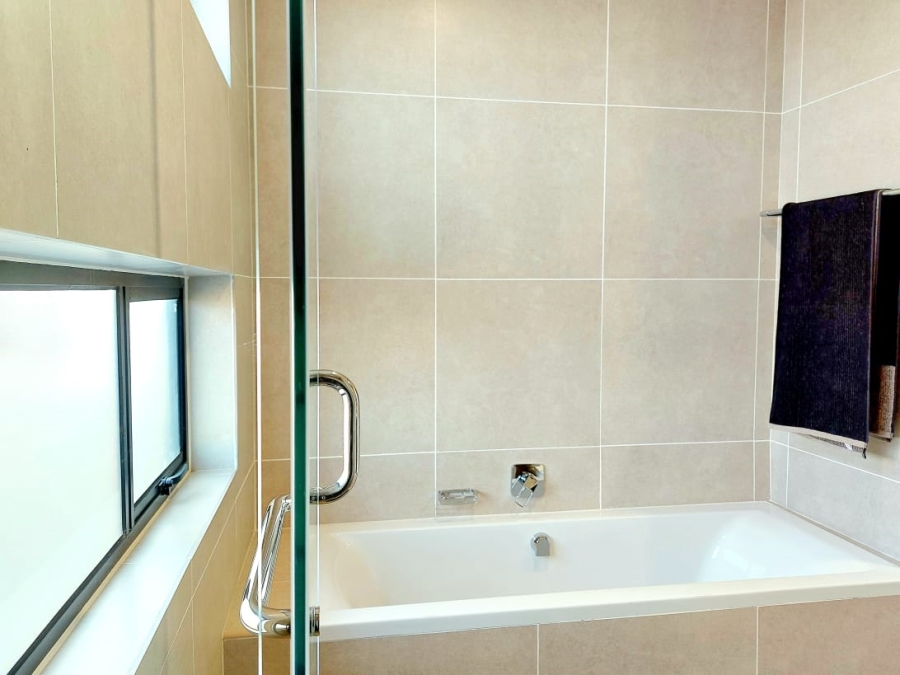 3 Bedroom Property for Sale in Bramley North Gauteng