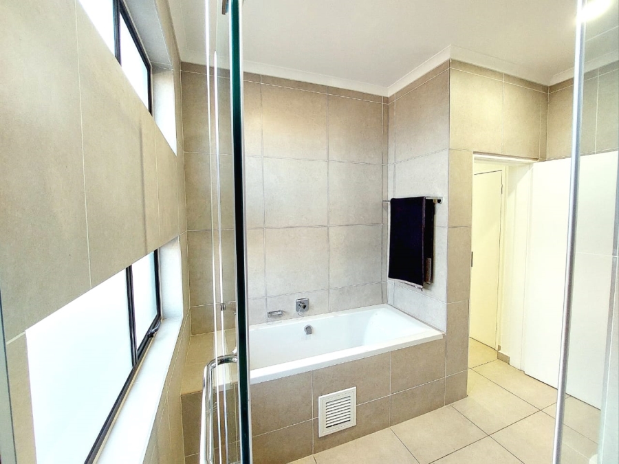 3 Bedroom Property for Sale in Bramley North Gauteng