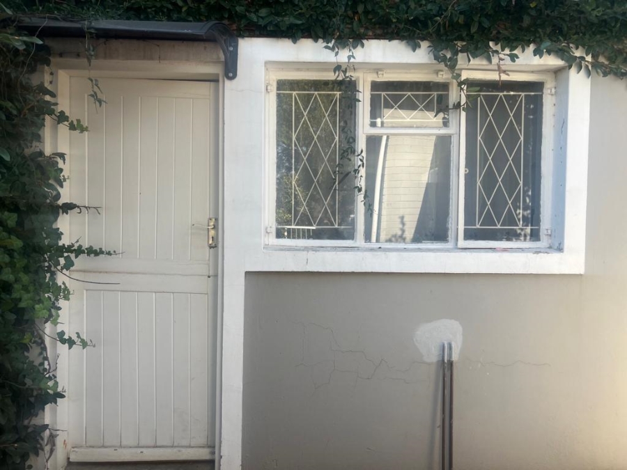 To Let 1 Bedroom Property for Rent in Parkhurst Gauteng