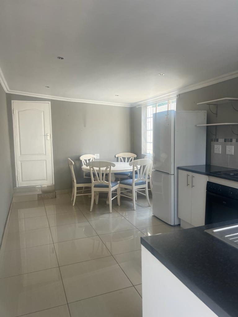 To Let 1 Bedroom Property for Rent in Parkhurst Gauteng