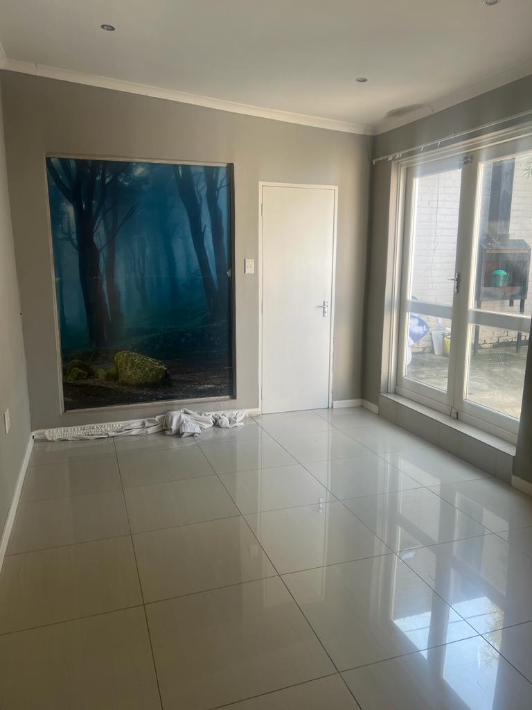 To Let 1 Bedroom Property for Rent in Parkhurst Gauteng