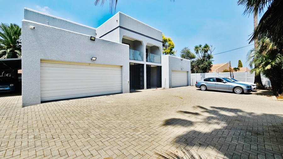6 Bedroom Property for Sale in Arcon Park Gauteng