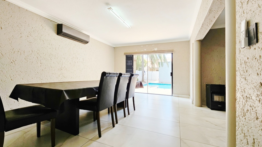 6 Bedroom Property for Sale in Arcon Park Gauteng