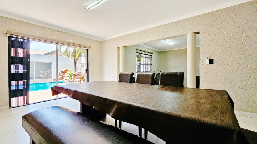 6 Bedroom Property for Sale in Arcon Park Gauteng