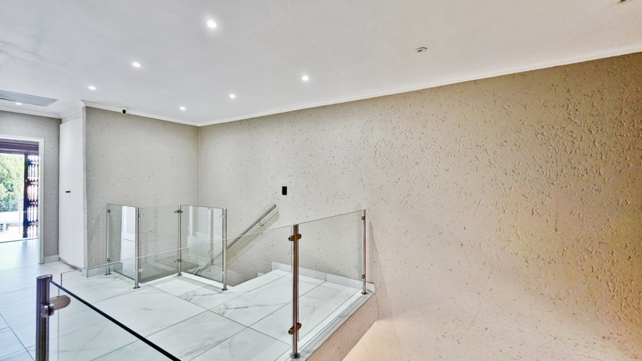 6 Bedroom Property for Sale in Arcon Park Gauteng