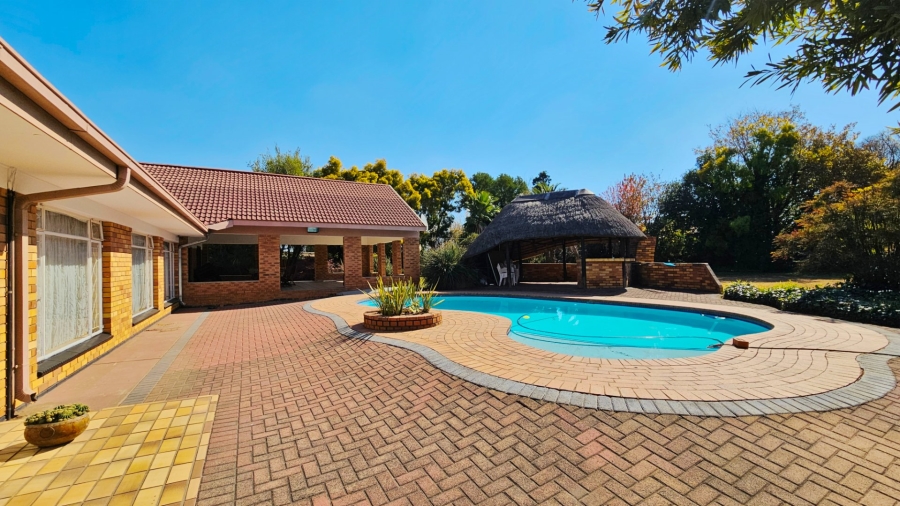 4 Bedroom Property for Sale in Three Rivers East Gauteng