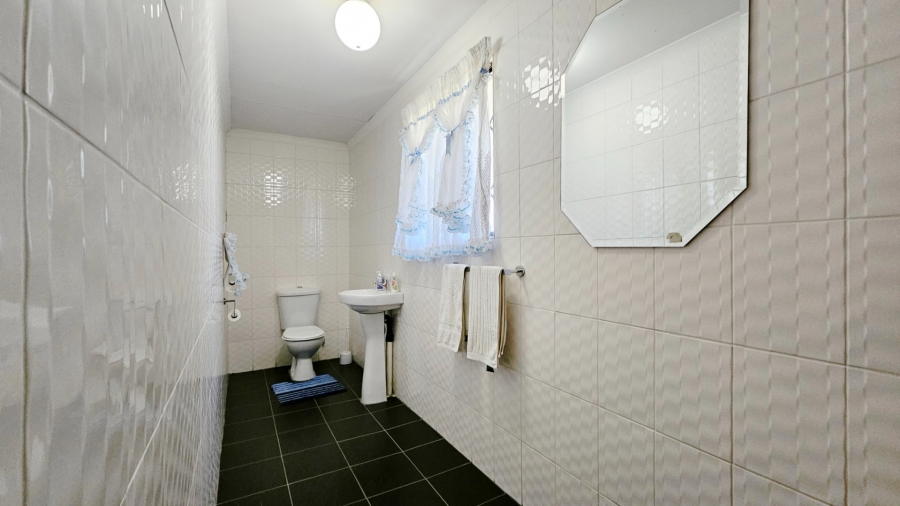 4 Bedroom Property for Sale in Three Rivers East Gauteng