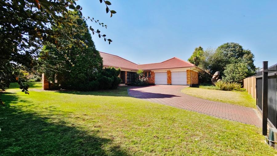 4 Bedroom Property for Sale in Three Rivers East Gauteng