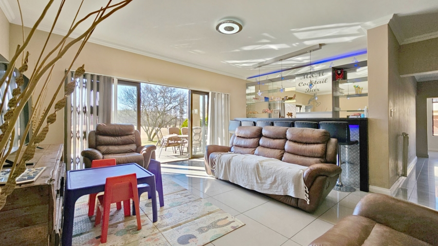 4 Bedroom Property for Sale in Risiville Gauteng