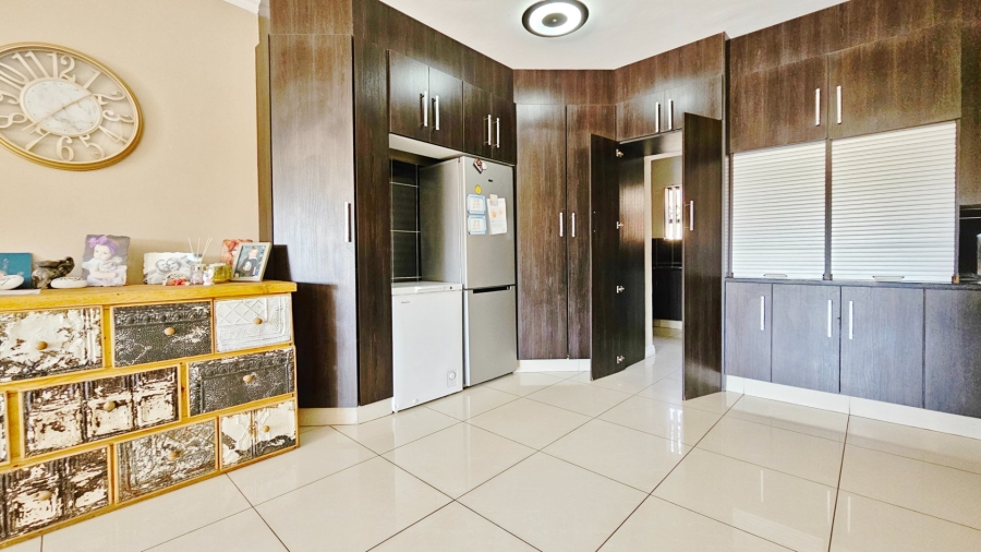 4 Bedroom Property for Sale in Risiville Gauteng