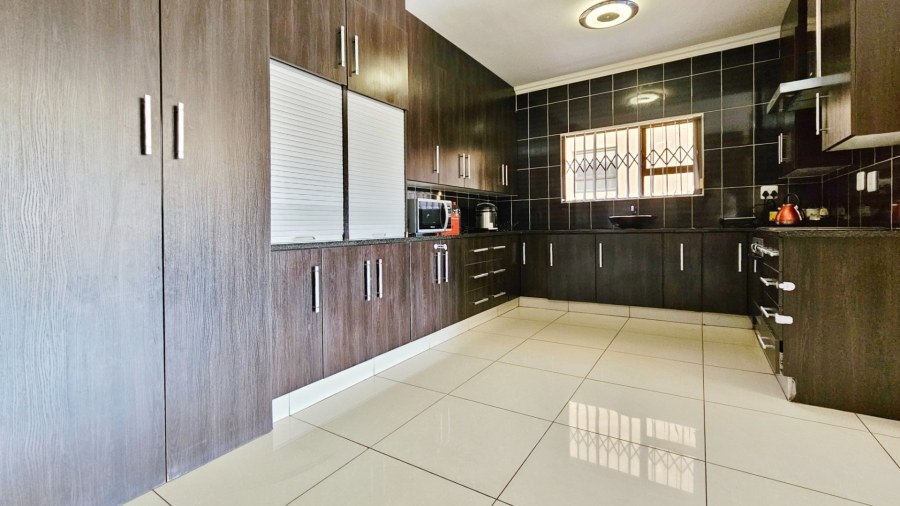 4 Bedroom Property for Sale in Risiville Gauteng