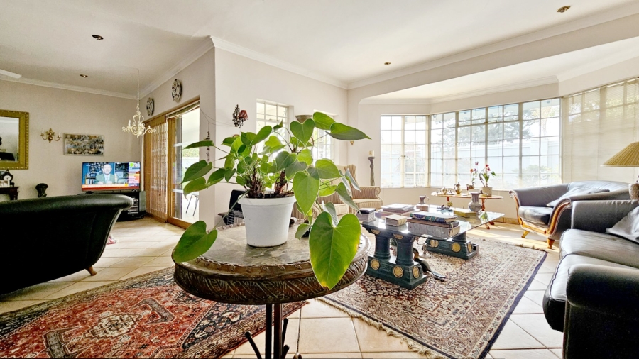 3 Bedroom Property for Sale in Three Rivers Proper Gauteng