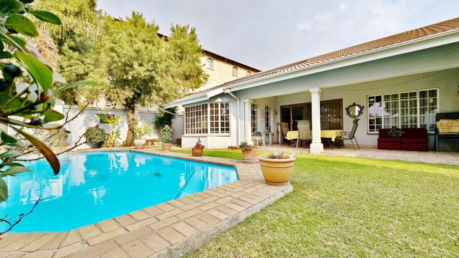 3 Bedroom Property for Sale in Three Rivers Proper Gauteng