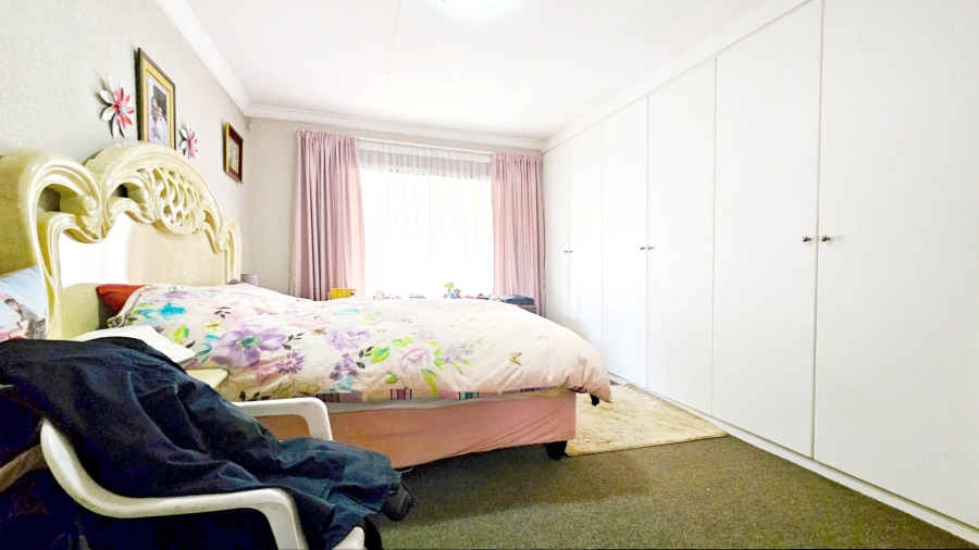 3 Bedroom Property for Sale in Bergsig Gauteng
