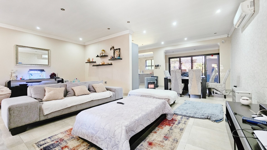 3 Bedroom Property for Sale in Three Rivers East Gauteng