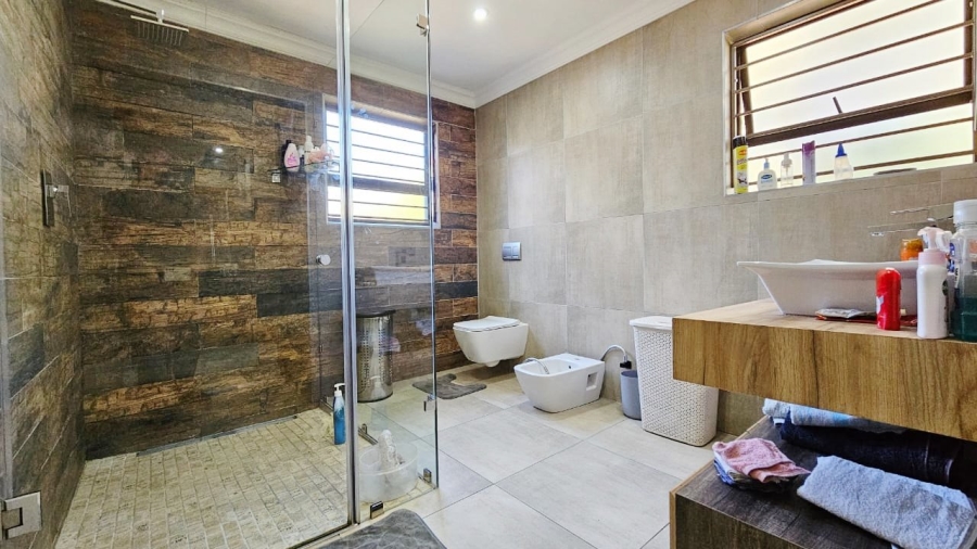 3 Bedroom Property for Sale in Three Rivers East Gauteng