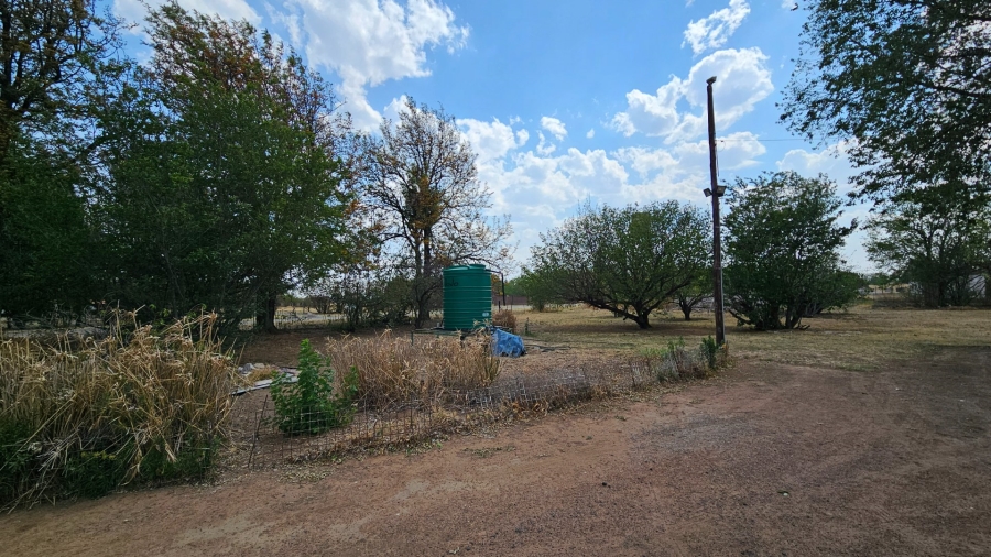 4 Bedroom Property for Sale in Buyscelia Gauteng