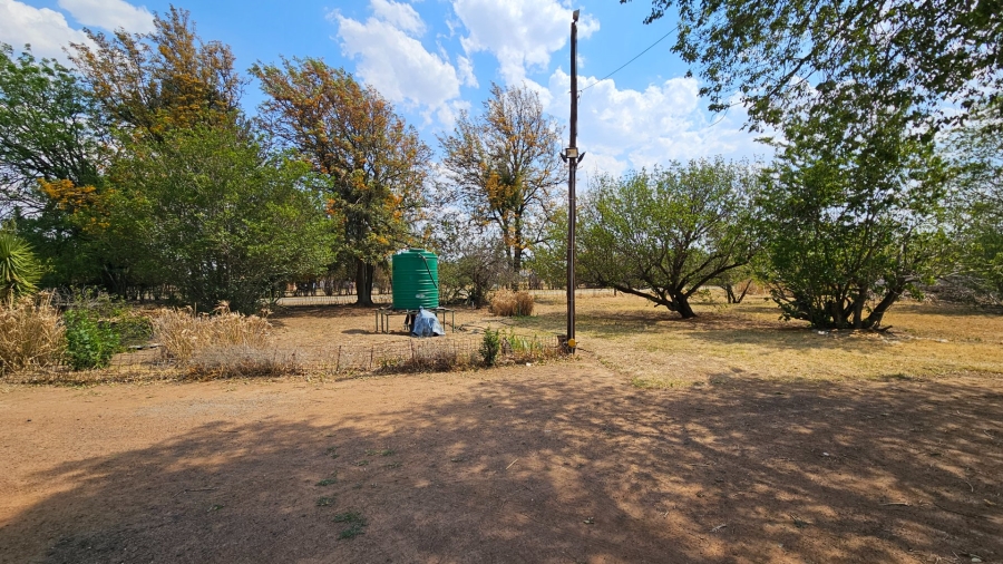 4 Bedroom Property for Sale in Buyscelia Gauteng