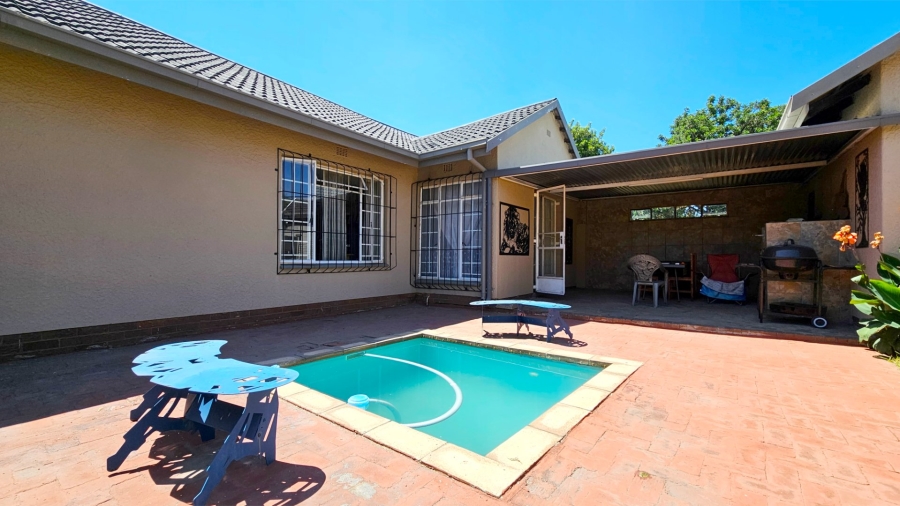 3 Bedroom Property for Sale in Vanderbijlpark SE 6 Gauteng
