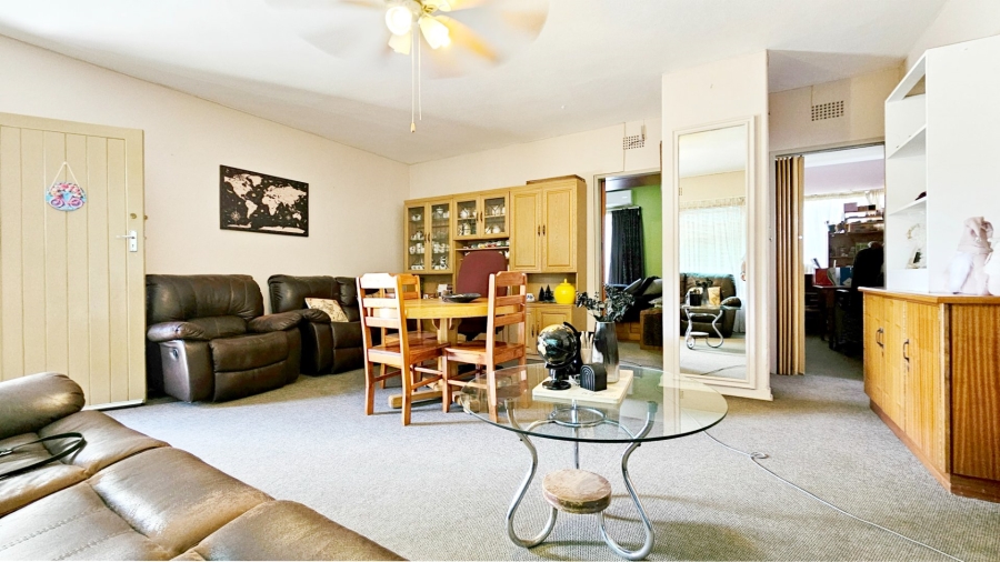 2 Bedroom Property for Sale in Peacehaven Gauteng