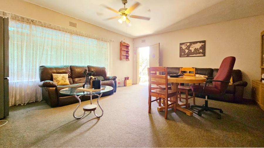 2 Bedroom Property for Sale in Peacehaven Gauteng
