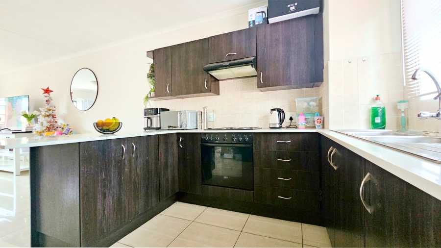 2 Bedroom Property for Sale in Three Rivers Gauteng