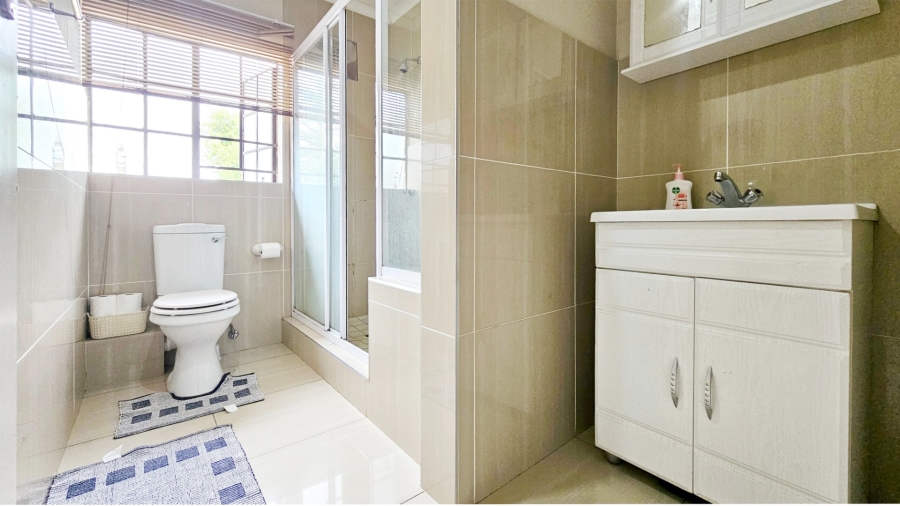 2 Bedroom Property for Sale in Three Rivers Gauteng