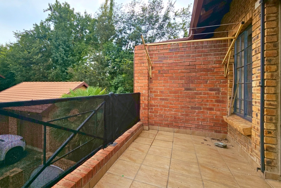 2 Bedroom Property for Sale in Three Rivers Gauteng