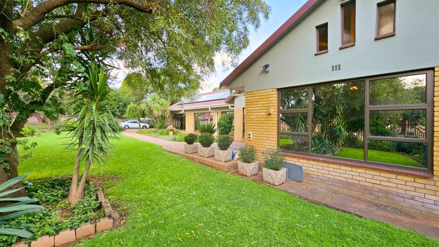 4 Bedroom Property for Sale in Three Rivers East Gauteng