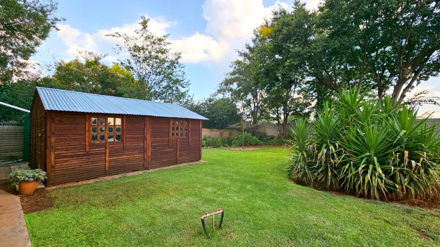 4 Bedroom Property for Sale in Three Rivers East Gauteng