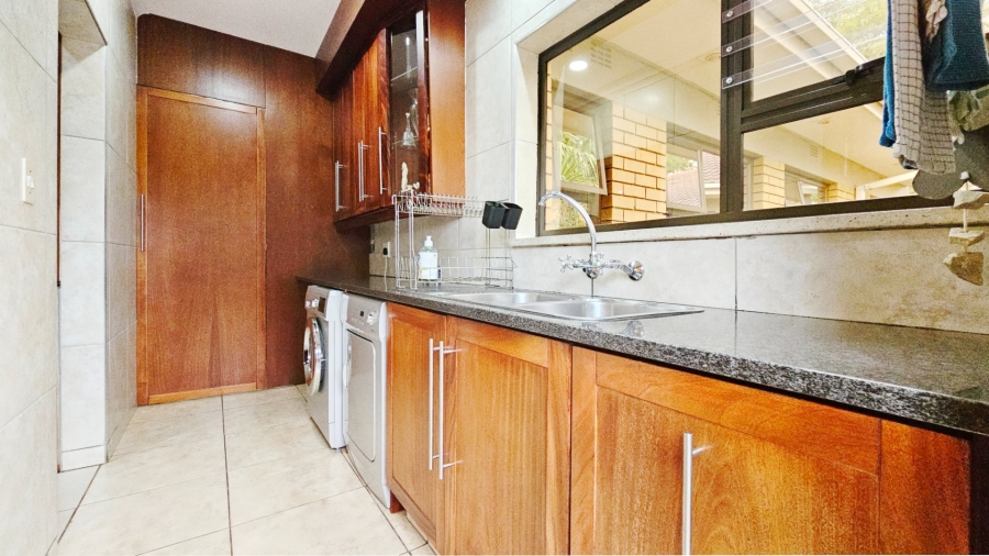 4 Bedroom Property for Sale in Three Rivers East Gauteng