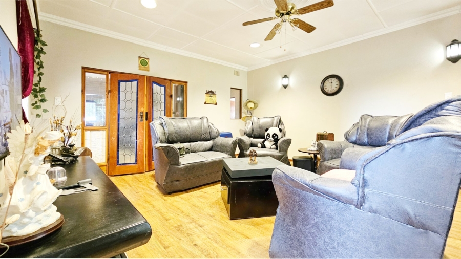 3 Bedroom Property for Sale in Three Rivers Gauteng