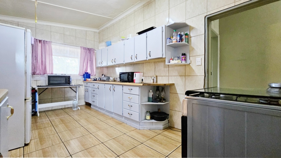 4 Bedroom Property for Sale in Sonland Park Gauteng