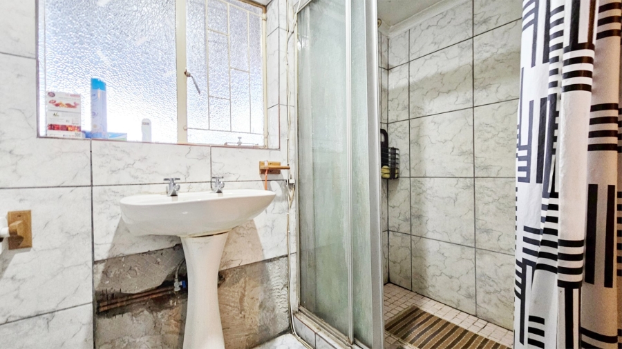 4 Bedroom Property for Sale in Sonland Park Gauteng