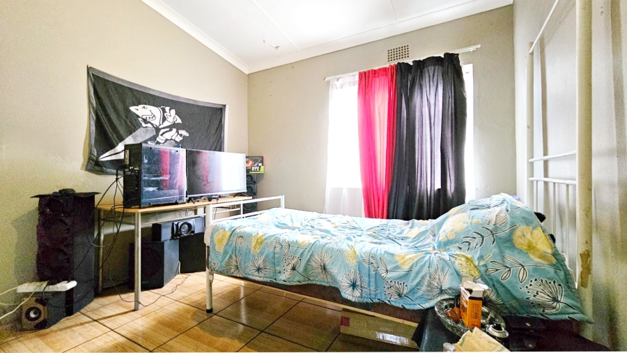 4 Bedroom Property for Sale in Sonland Park Gauteng