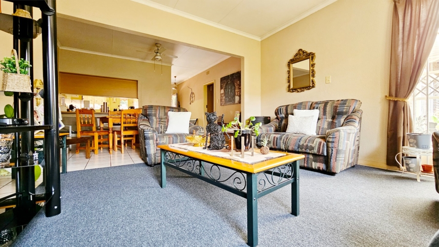3 Bedroom Property for Sale in Three Rivers Gauteng