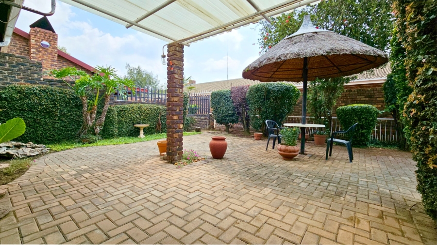 3 Bedroom Property for Sale in Three Rivers Gauteng