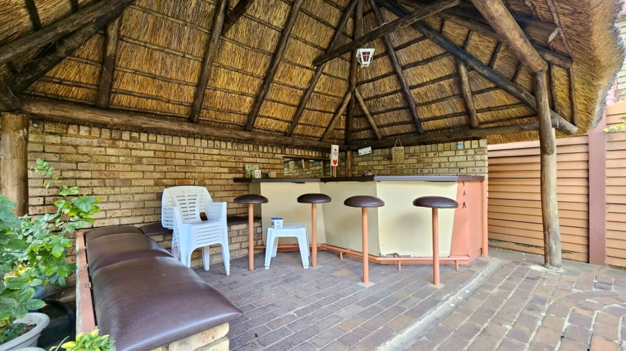 4 Bedroom Property for Sale in Three Rivers Gauteng