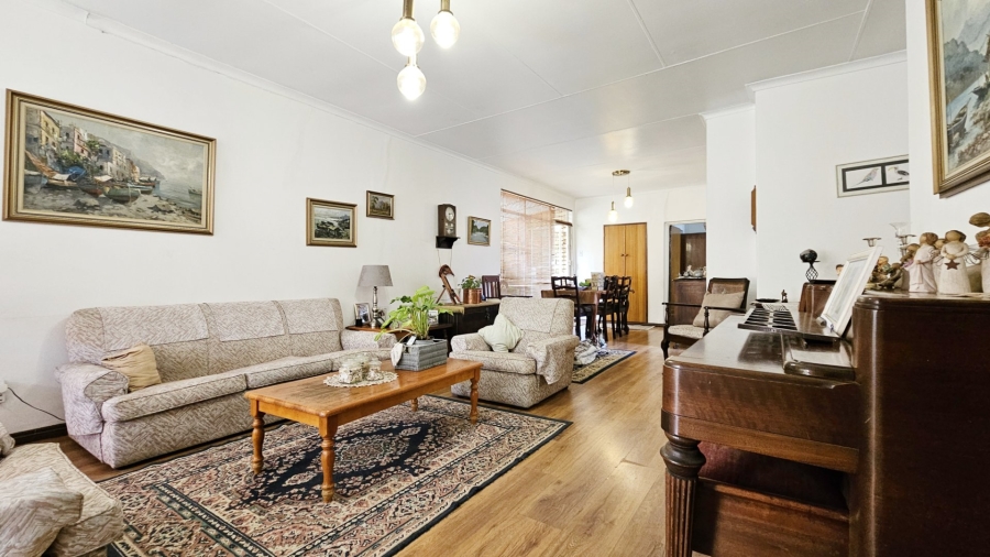 4 Bedroom Property for Sale in Three Rivers Gauteng