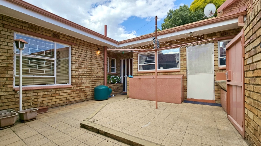 4 Bedroom Property for Sale in Three Rivers Gauteng