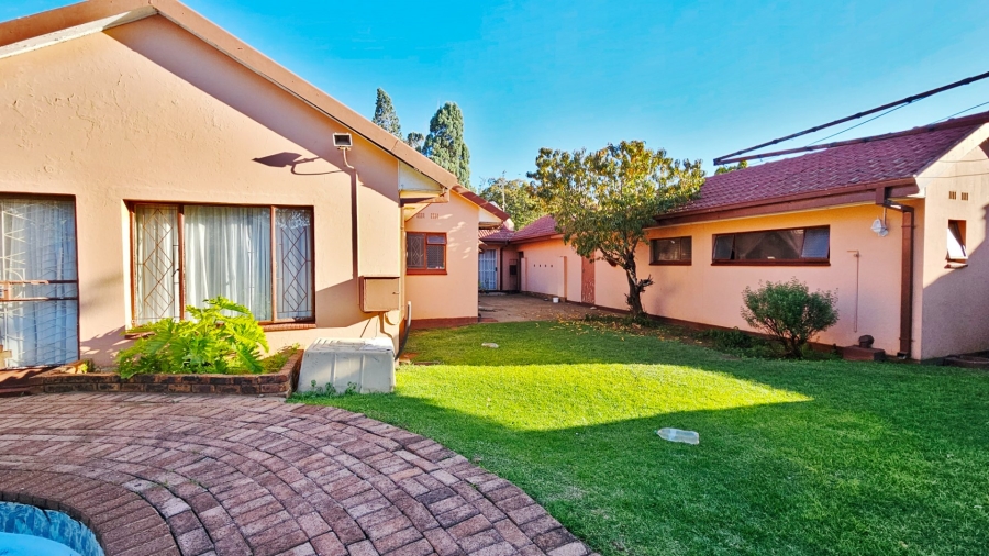 3 Bedroom Property for Sale in Risiville Gauteng
